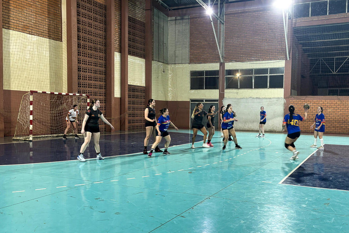 Várias praças desportivas viveram as emoções da última etapa dos Jogos Abertos de Toledo; campeões de todas as disputas serão premiados amanhã (1º/9) à noite