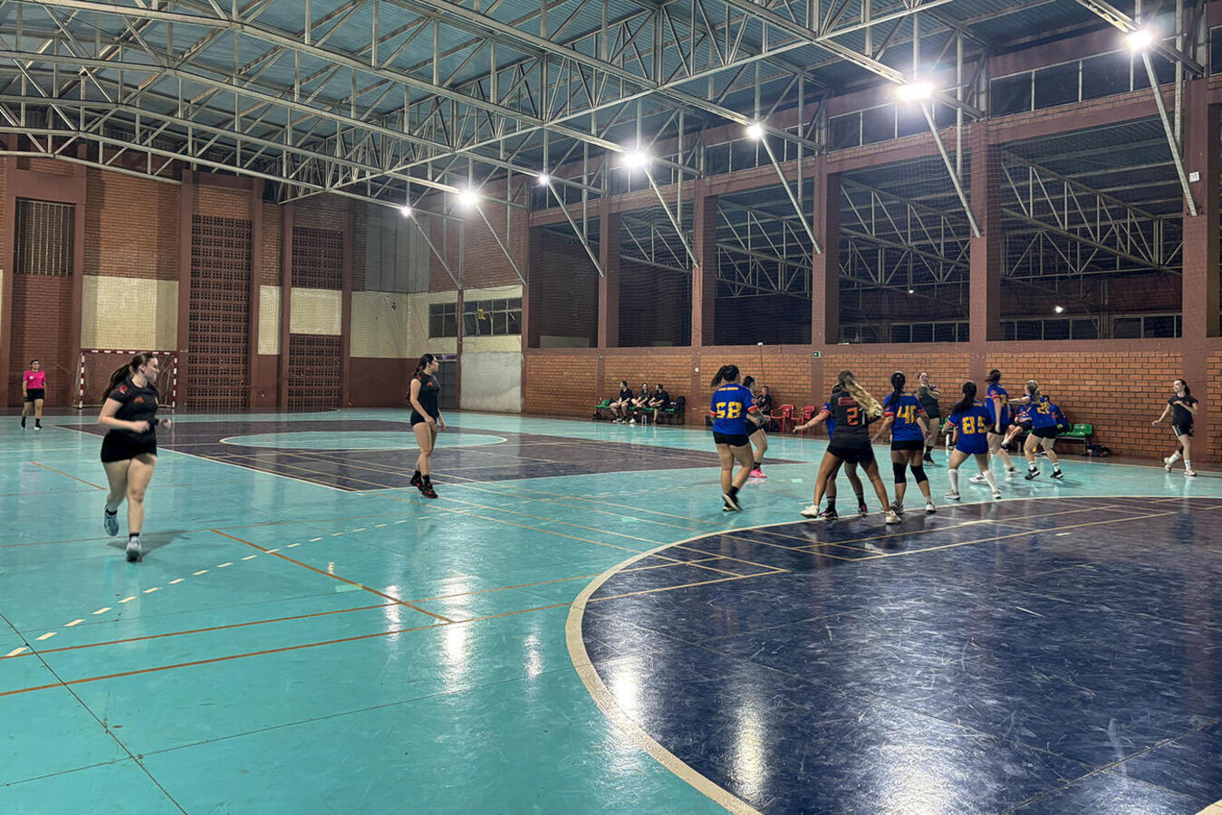 Várias praças desportivas viveram as emoções da última etapa dos Jogos Abertos de Toledo; campeões de todas as disputas serão premiados amanhã (1º/9) à noite