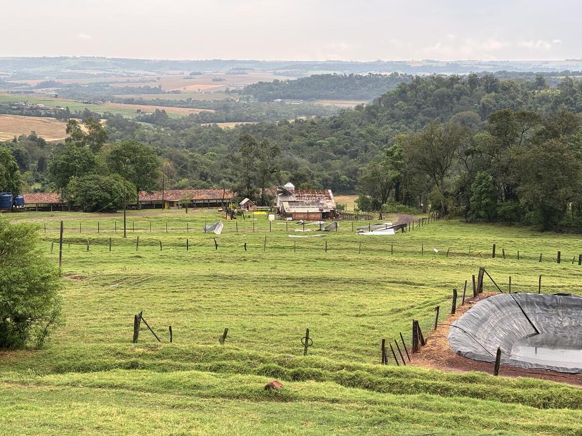 Ocorrências foram registradas na manhã de domingo (30), com maior dano em uma propriedade entre a Linha São Salvador e Cerro da Lola