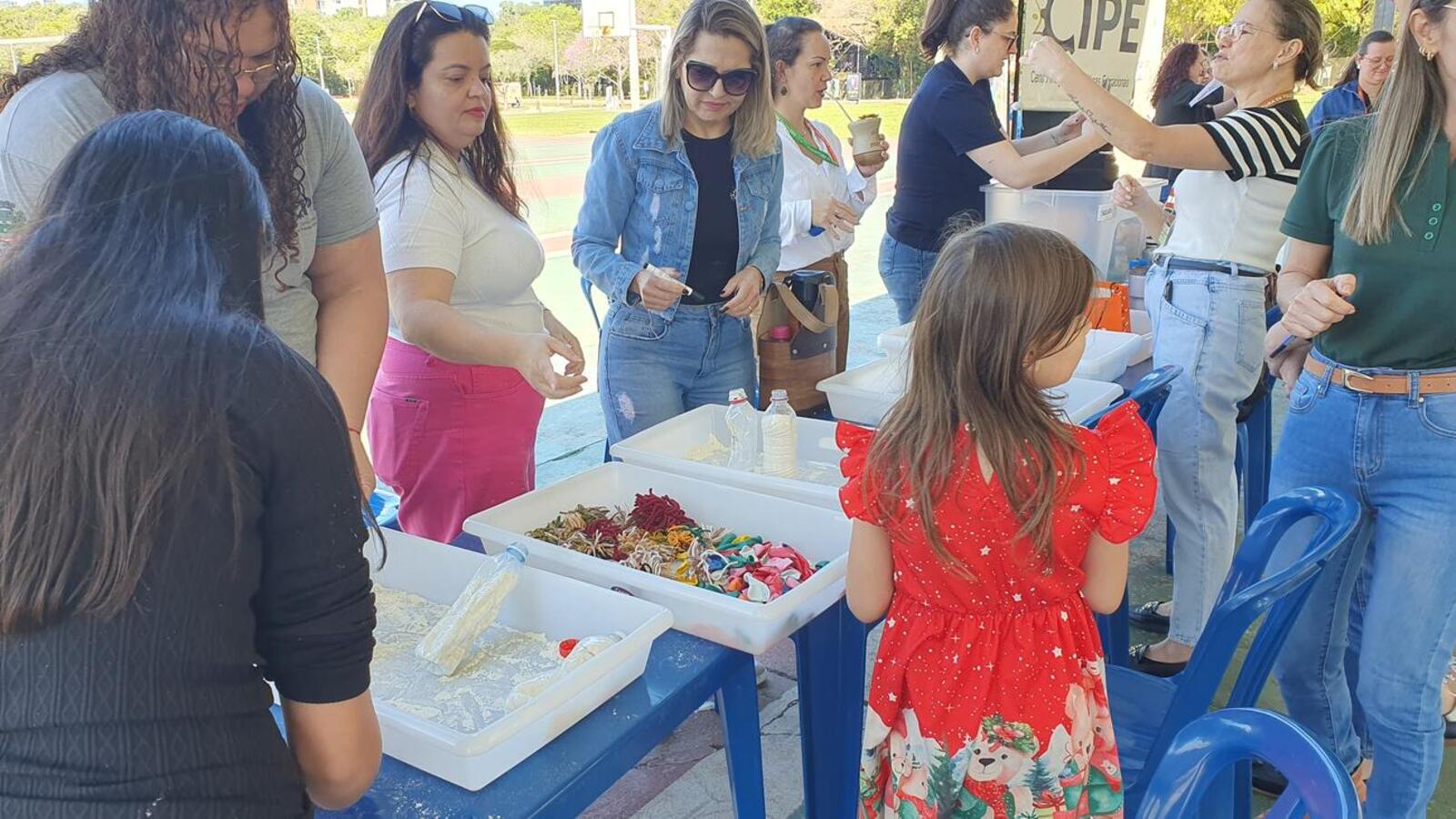 Cadastro começa nesta segunda-feira (24) e é necessário para o planejamento de turmas e vagas na rede municipal de ensino no próximo ano letivo