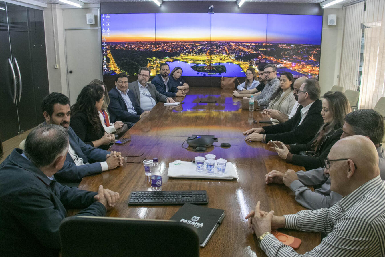 Grupo reúne representantes do Poder Legislativo, Executivo e entidades empresariais de Concórdia para conhecer experiências desenvolvidas pelo município de Toledo na acolhida e integração de imigrantes