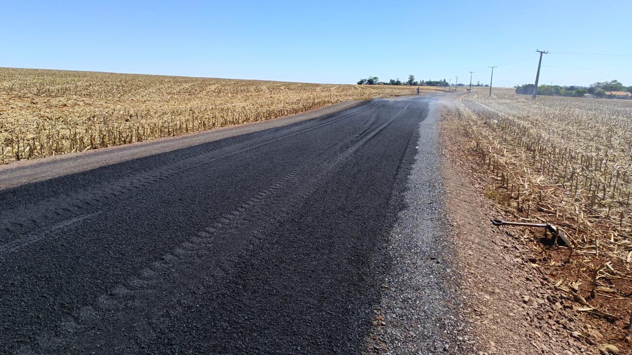 Pavimentação em estrada rural