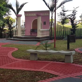 Praça dos Namorados