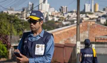 Agentes censitários orientam sobre importância de responder ao Censo 2022