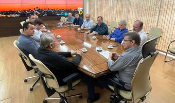 Lideranças se reúnem na busca de avanços para o município