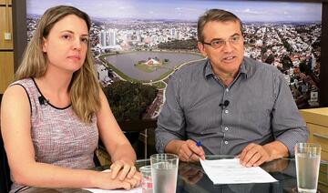 O prefeito Beto Lunitti e a secretária de Recursos Humanos Marta Fath anunciaram, nesta sexta-feira (11), o pagamento de R$ 3.087.512,66 em progressões retroativas referentes aos anos de 2017 a 2019