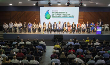 Governo do Estado do Paraná mobiliza equipe e assume compromissos sustentáveis no evento em Toledo