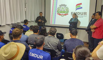 Emdur recepciona novos empregados públicos