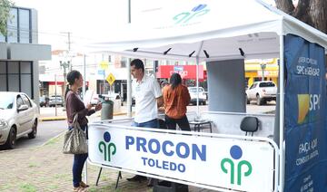 Estrutura montada na Praça Willy Barth realizou 37 atendimentos sobre o Código de Defesa do Consumidor e, em parceria com a Acit, 31 consultas ao SCPC/Serasa