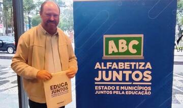 Vice-prefeito de Toledo participa de evento educacional promovido pela SEED