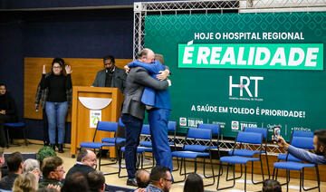 Emoção marca a assinatura do contrato de gestão do Hospital Regional de Toledo 