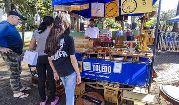 Mais quatro barracas foram entregues para artesãos e artesãs do Grupo Tenda