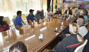 Demandas foram apresentadas por grupo de empreendedores do setor em encontro realizado na manhã desta quinta (6) na Sala de Reuniões do Gabinete do Prefeito