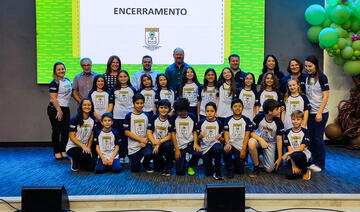 Fundação de cooperativa mirim é prestigiada pelo Executivo Municipal e demais autoridades