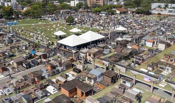 Espaços estão recebendo melhorias em vista do grande número de pessoas que estão sendo esperadas para esta data; familiares têm prazo até dia 28 para reformar túmulos