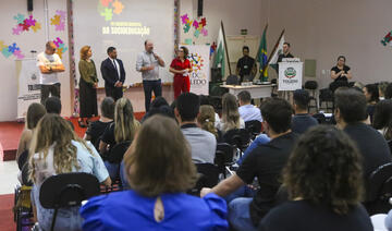 Encontro reuniu aproximadamente 100 pessoas para debater a socioeducação