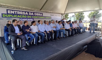 Vice-prefeito de Toledo participou da entrega de obras estaduais em Cascavel
