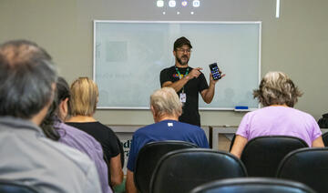 Mais de 100 pessoas devem passar pelo curso básico de Smartphone e pelas oficinas livres e de segurança digital