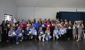 Evento realizado na manhã desta segunda-feira (21) marca o início de mobilização que envolve poder público, entidades, cooperativas de crédito e contadores