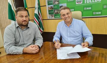 Prefeito assina decretos que implementam a utilização de Inteligência Artificial e sobre desregulamentação para testes de produtos e inovações 