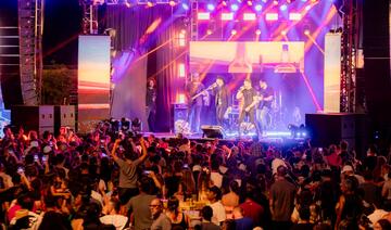 Grande público prestigiou apresentação na noite desta quinta (12) no Parque dos Pioneiros; programação de aniversário prossegue até domingo com várias atrações