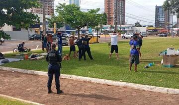 Na tarde desta quinta-feira (2) dez pessoas em situação de rua (PSR) foram abordadas pela Guarda Municipal por suspeita de drogas