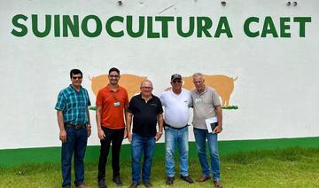 Com a presença de representantes da Deseco, diretoria da Assuinoeste apresentou o projeto, um sonho antigo da entidade, aos membros da instituição de ensino