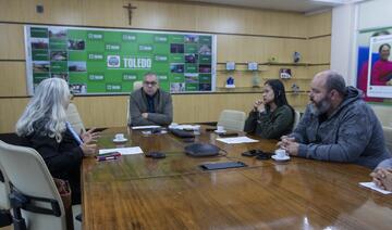 Nesta terça-feira (3) o prefeito recebeu a presidente da ONG Protetoras Meraki, a fim de definir os rumos que o município tomará quanto à causa animal