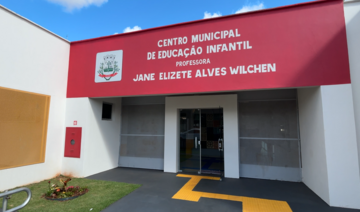 O Centro Municipal de Educação Infantil Professora Jane Elizete Alves Wilchen está pronto para receber as crianças no dia 26 de agosto