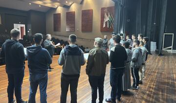 Na manhã desta sexta-feira (1°) o Monsenhor Marcos Pavan compareceu ao Teatro da Universidade Estadual do Oeste do Paraná, campus Toledo, para realizar uma oficina antes do evento na Paróquia Menino Deus