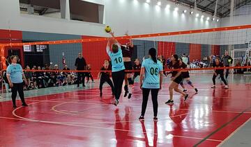 Partidas das quartas-de-final ocorreram na tarde da última sexta (5); Toledo garantiu vaga na próxima fase no feminino (foto), mas acabou sendo eliminado no masculino