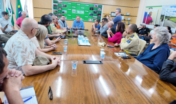 Reunião emergencial na manhã deste sábado (08) serviu para definir estratégias de como auxiliar na reconstrução da cidade