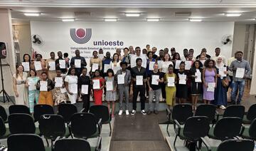 Foi realizada, na manhã de sábado (22), a formatura do curso básico de português para migrantes e de crioulo haitiano para servidores municipais
