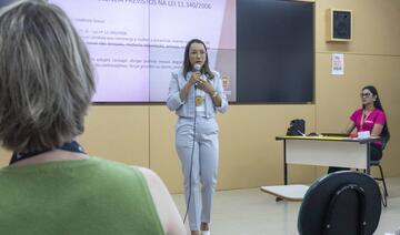 Ana Cris Souza de Oliveira falou, na manhã de hoje (7), sobre conceitos e definições de violência de gênero; evento voltará a ser realizado em 14, 19 e 21/11