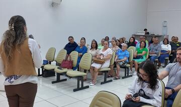 Na noite de segunda-feira (3), a Igreja Assembleia de Deus da Vila Boa Esperança recebeu uma palestra para idosos, tratando do tema doenças crônicas