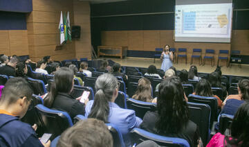 Nesta segunda-feira (12) a Secretaria da Educação realizou mais um encontro com professores e cozinheiros que assumiram concurso no decorrer de 2025