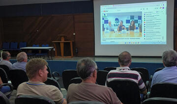 Representantes de associações e cooperativas e de entidades do agro em Toledo participaram de videoconferência realizada nesta segunda (12) no Ismael Sperafico