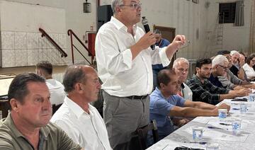Prefeito Mario Costenaro, vice Lucio De Marchi e secretários estiveram no distrito de Concórdia do Oeste na noite de quinta-feira (26) para ouvir as demandas da comunidade