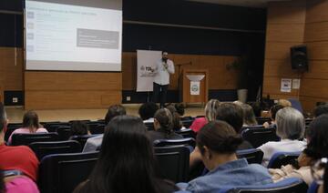 A formação, realizada nesta sexta-feira (27), foi o 3ª e último módulo para os profissionais da política de saúde do município e contou com o tema “Saúde da População Negra e Sistema Único de Saúde”