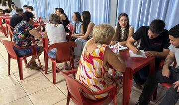 Iniciativa da Secretaria da Mulher leva informação sobre direitos, violência doméstica e apoio jurídico gratuito às comunidades
