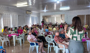 Evento foi realizado pelo Clube de Mães nesta terça-feira (5) na sede da associação de moradores do distrito mais populoso do município