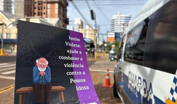 Pensando na conscientização sobre a violência contra o idoso, a Secretaria de Desenvolvimento Humano e Social: Infância, Juventude, Pessoa Idosa e Família juntamente com a Guarda Municipal realizaram uma blitz educativa