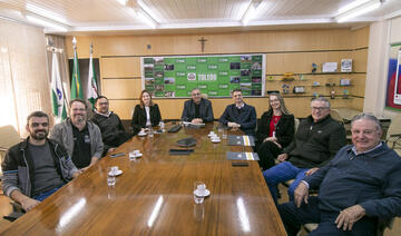 Reunião com a equipe de gestão da Prefeitura de Toledo abordou propostas voltadas ao uso e à ampliação das atividades no espaço