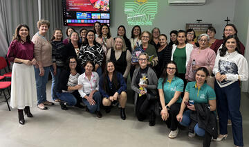 Evento da Secretaria Municipal da Mulher, nesta sexta (24), na sede do Staf, proporcionou tarde especial para o público feminino que reside no interior de Toledo