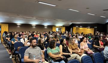 Programa da Secretaria da Educação realiza mais um encontro com o objetivo de abordar temas relevantes e promover uma maior interação entre família e escola