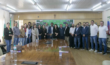 Grupo reúne representantes do Poder Legislativo, Executivo e entidades empresariais de Concórdia para conhecer experiências desenvolvidas pelo município de Toledo na acolhida e integração de imigrantes